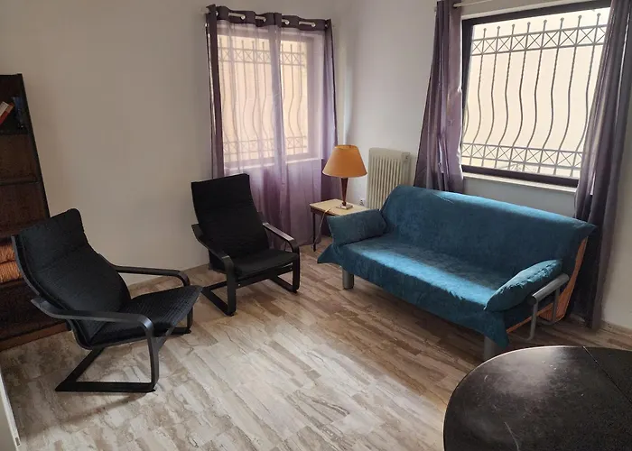 Julia\'S Apartment